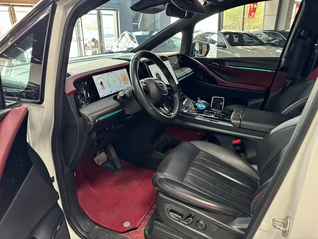 GAC Motor Trumpchi M8 2023 — фото 4