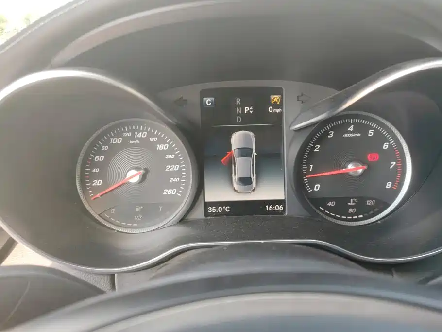 Mercedes-Benz C-Class 2018 — фото 14