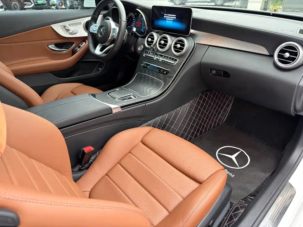 Mercedes-Benz C-Class 2019 — фото 13