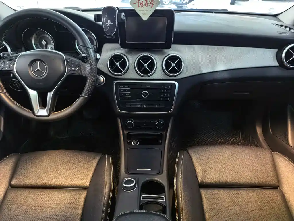 Mercedes-Benz GLA 2016 — фото 8