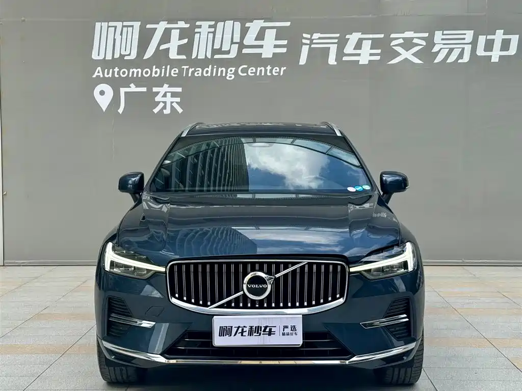 Volvo XC60 2021 — фото 2