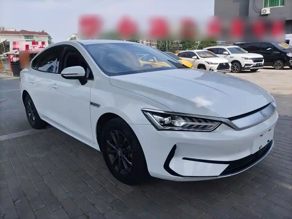BYD Qin PLUS 2022 — фото 4