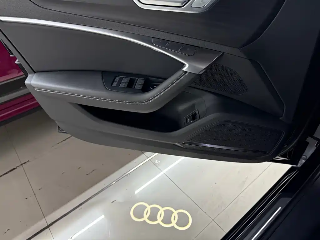 Audi A6L 2024