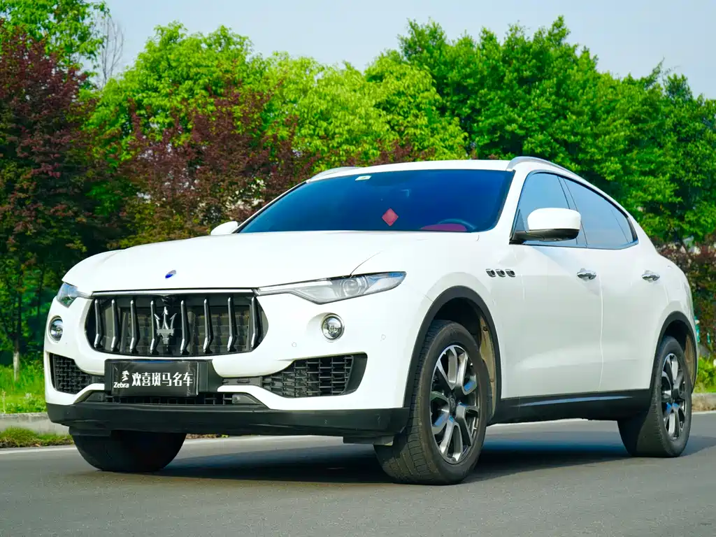 Maserati Levante 2017 — фото 1