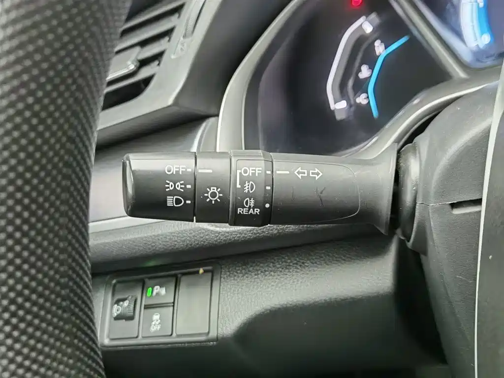 Honda Civic 2016 — фото 21
