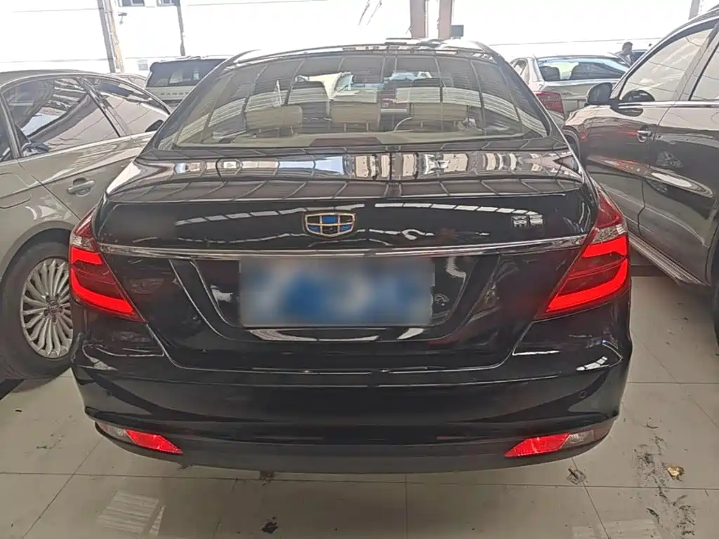 Geely Emgrand 2017