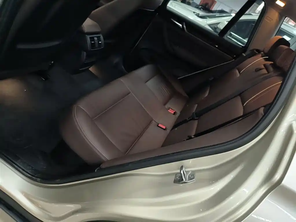 BMW X3 2015 — фото 17
