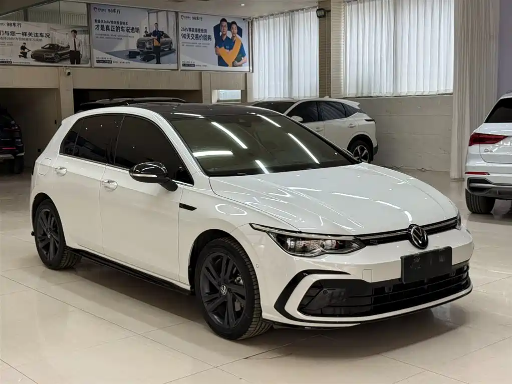 Volkswagen Golf 2022