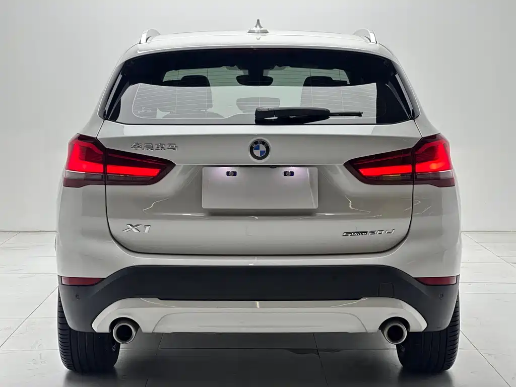 BMW X1 2021 — фото 8