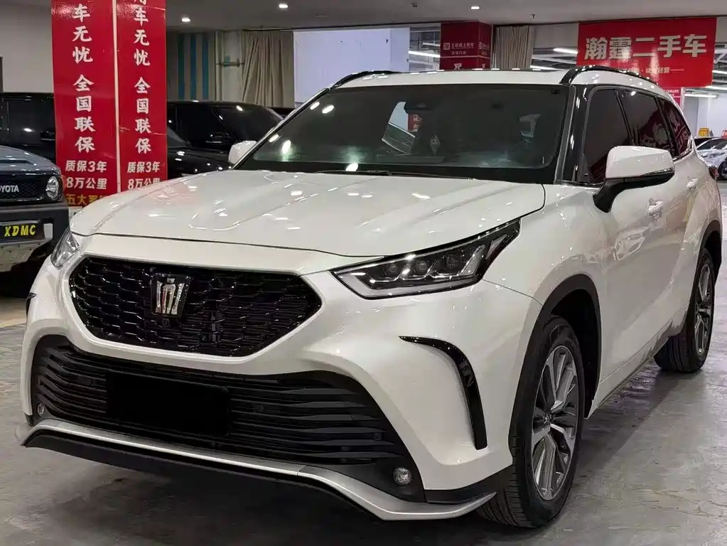 Toyota Crown Kluger 2025
