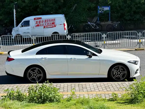 Mercedes-Benz CLS 2021