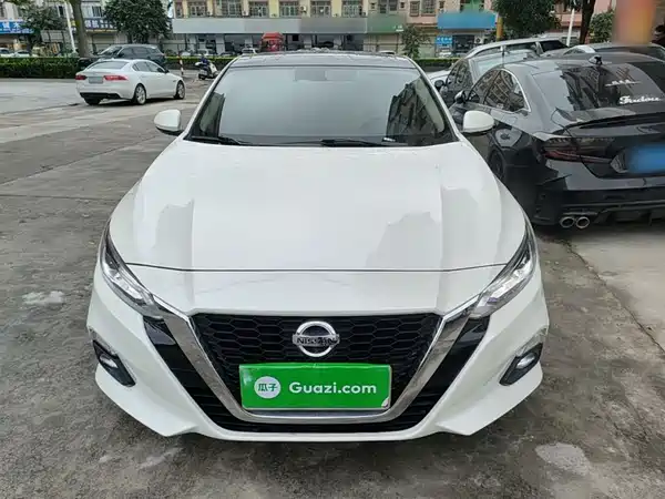 Nissan Teana 2021