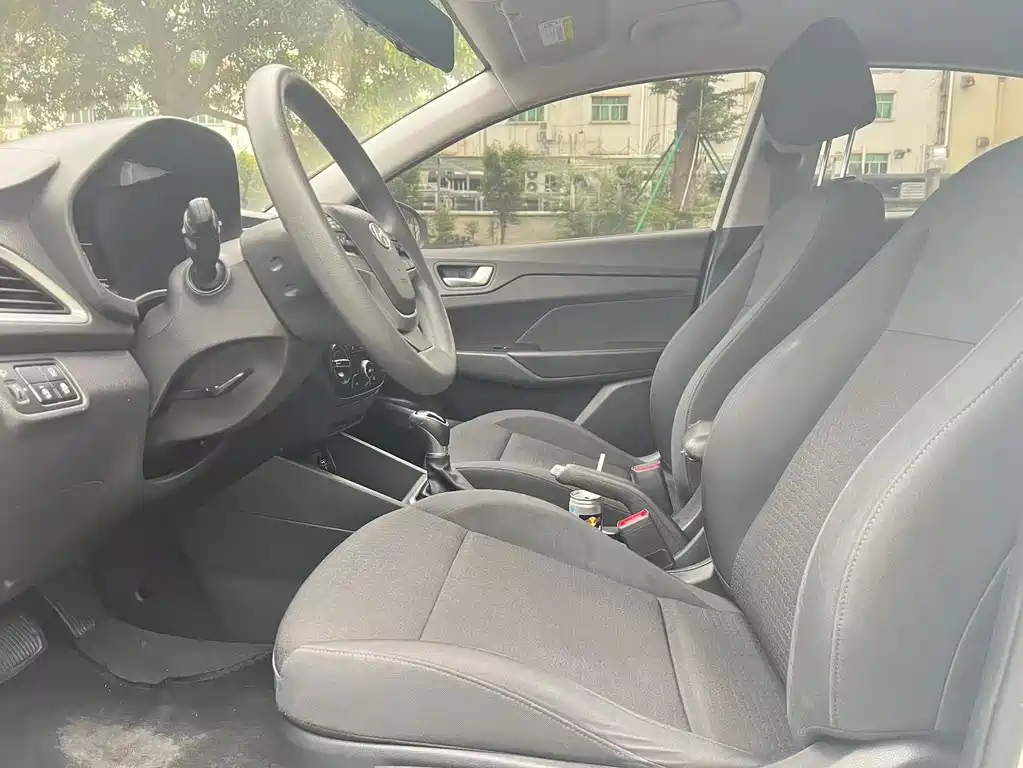 Hyundai Verna 2020 — фото 10