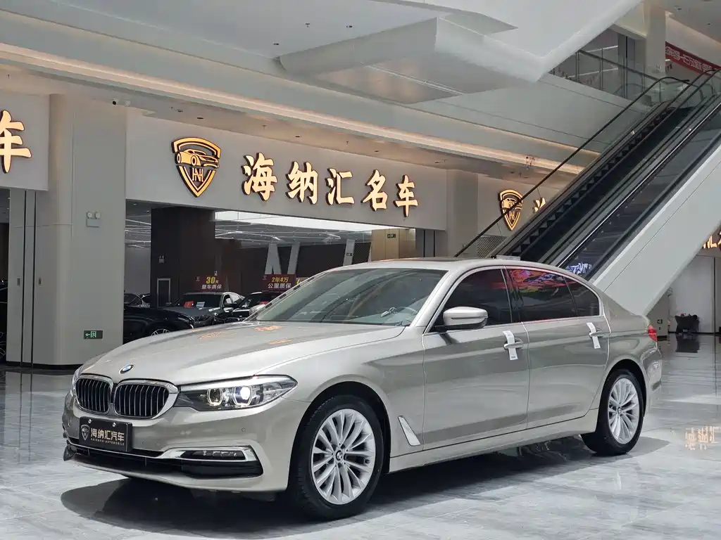 BMW 5 Series 2019