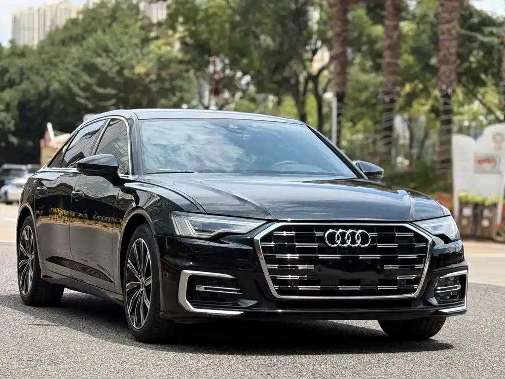 Audi A6L 2021 — фото 1