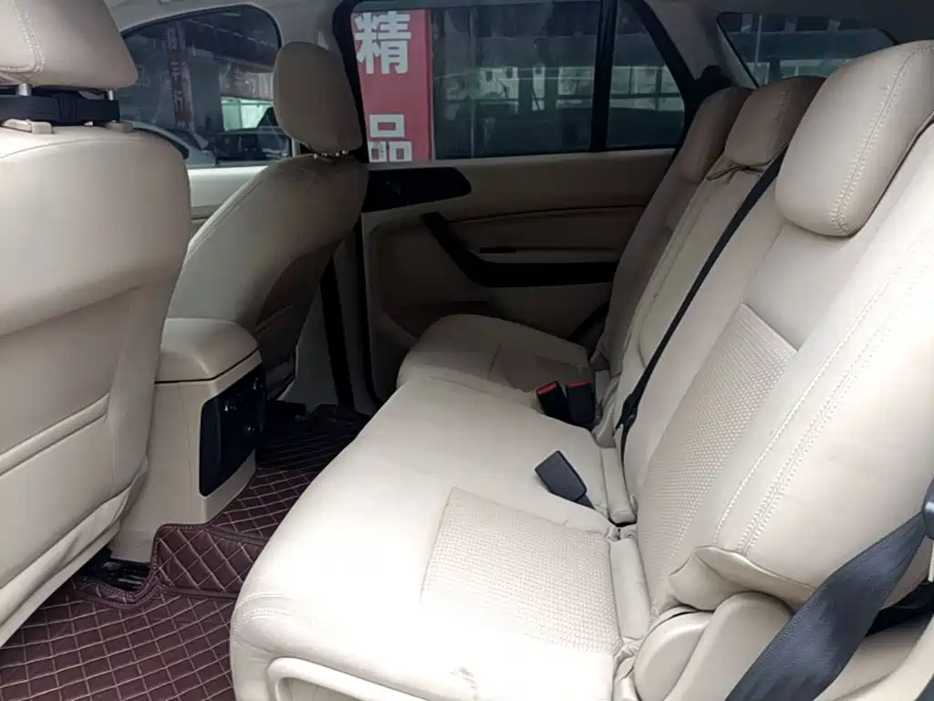 Ford Everest 2016 — фото 17