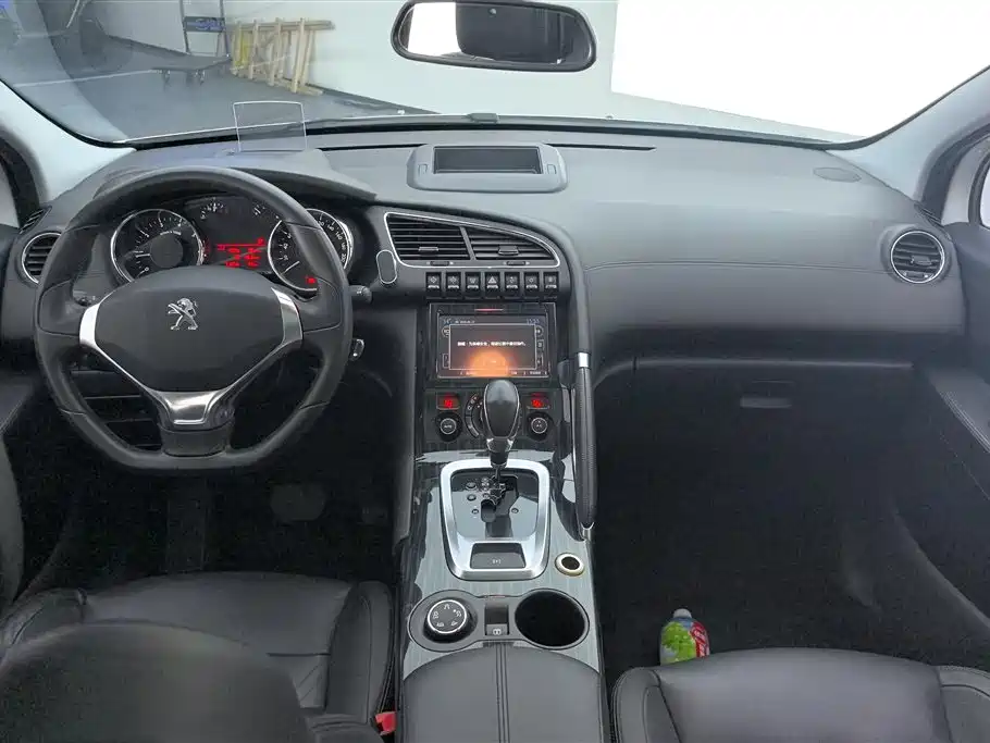 Peugeot 3008 2015 — фото 12