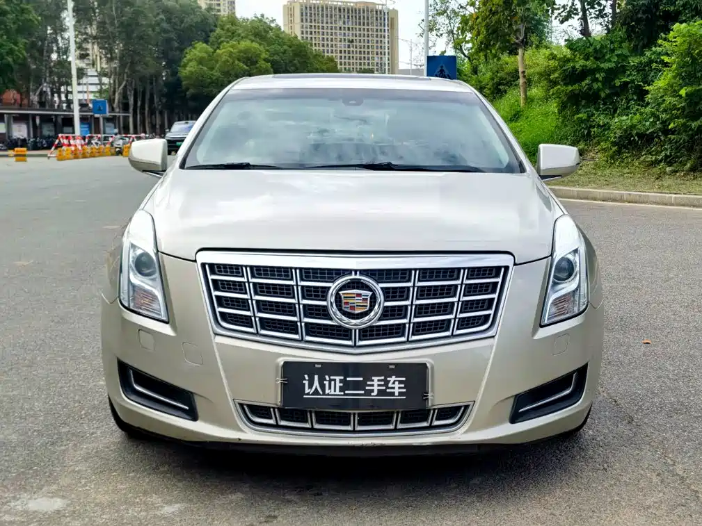 Cadillac XTS 2014 — фото 2