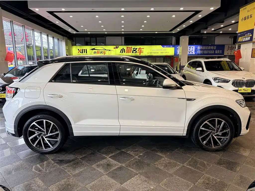 Volkswagen T-Roc 2023 — фото 13