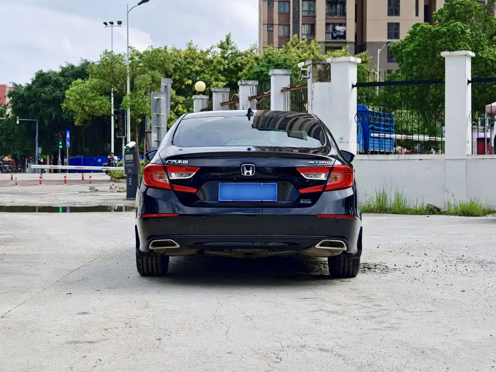 Honda Accord 2020 — фото 9
