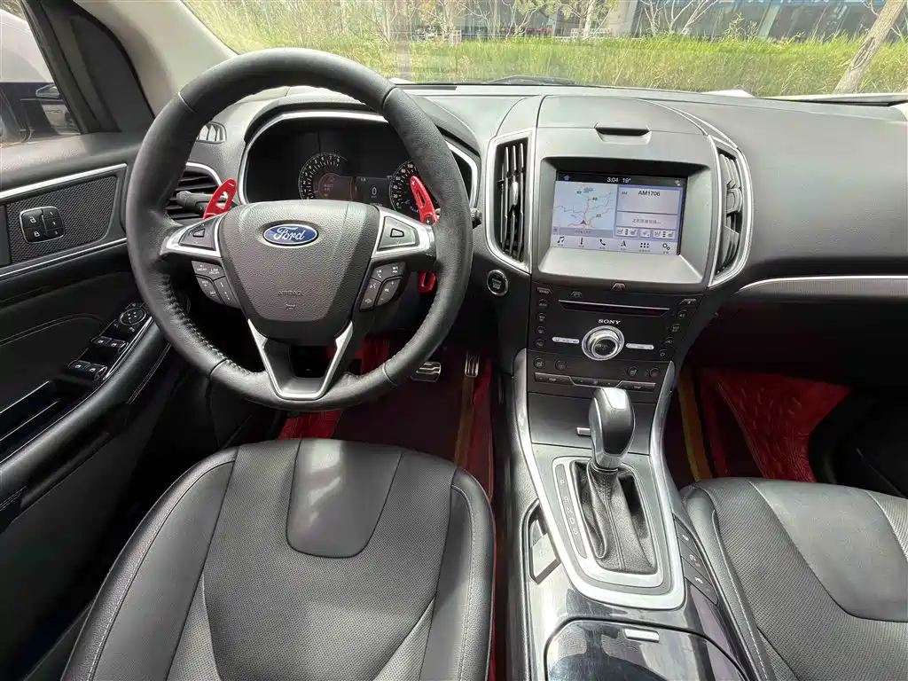 Ford Edge 2019 — фото 10