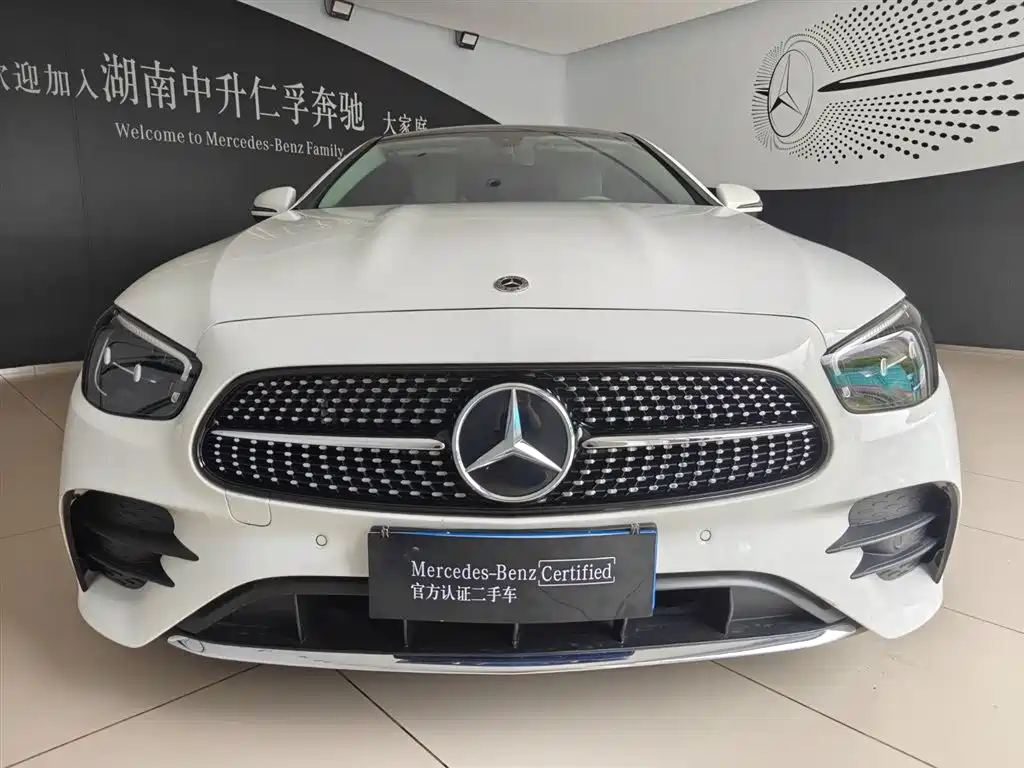 Mercedes-Benz E-Class 2023