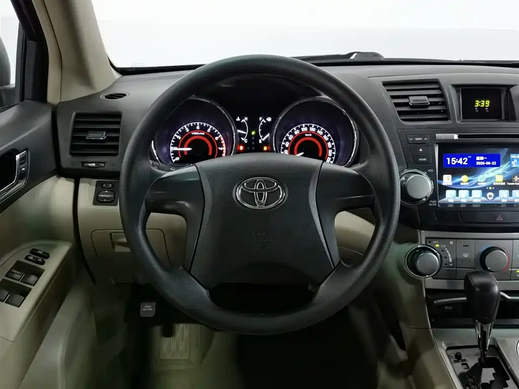 Toyota Highlander 2013 — фото 11