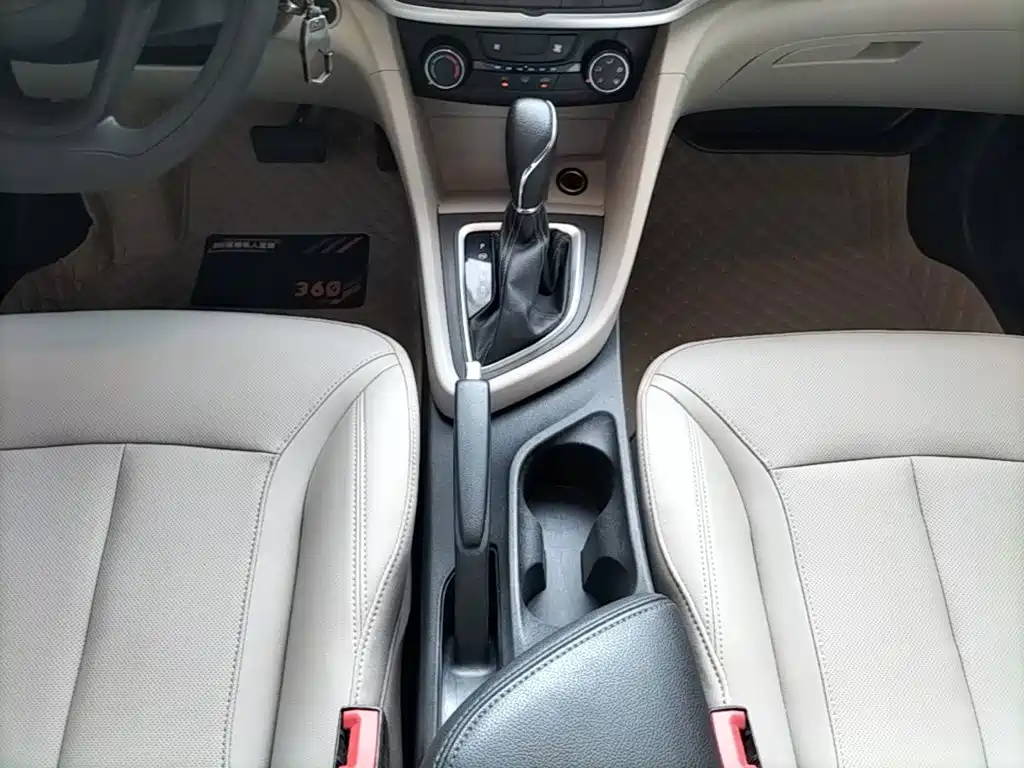 Buick Excelle 2020 — фото 14