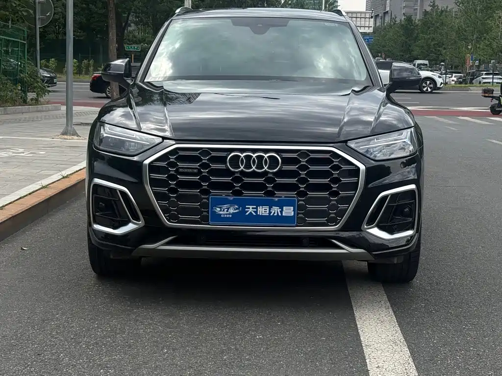 Audi Q5L 2023 — фото 2