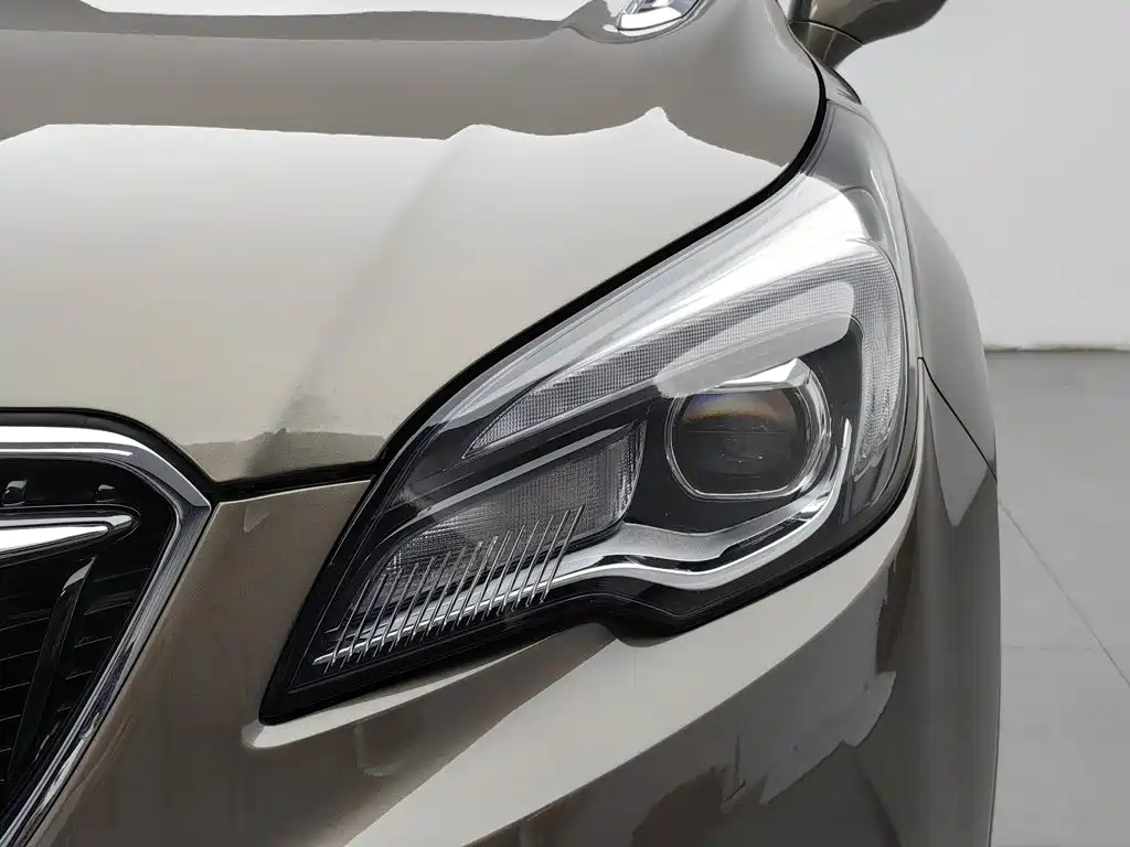 Buick Envision Plus 2018 — фото 7