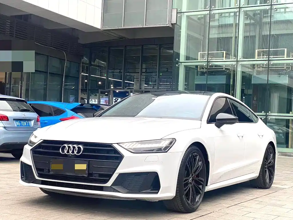 Audi A7 2021 — фото 1