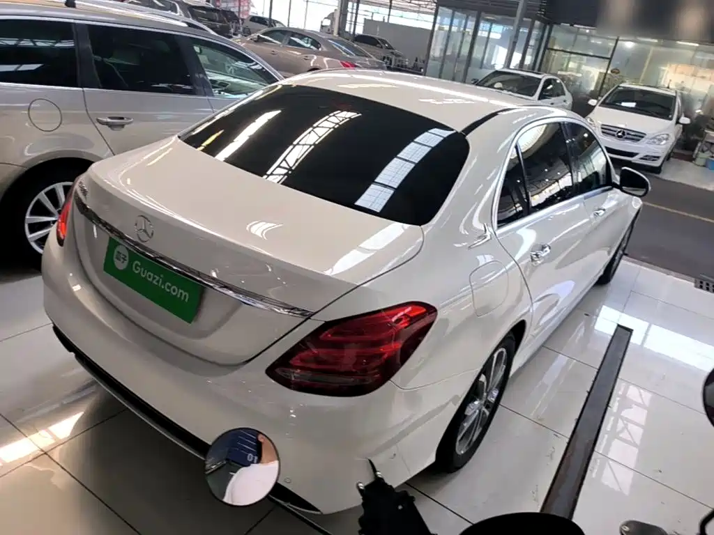 Mercedes-Benz C-Class 2017