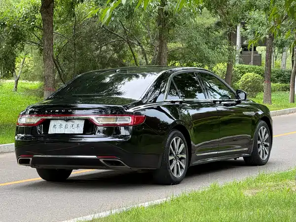 Lincoln Continental 2018