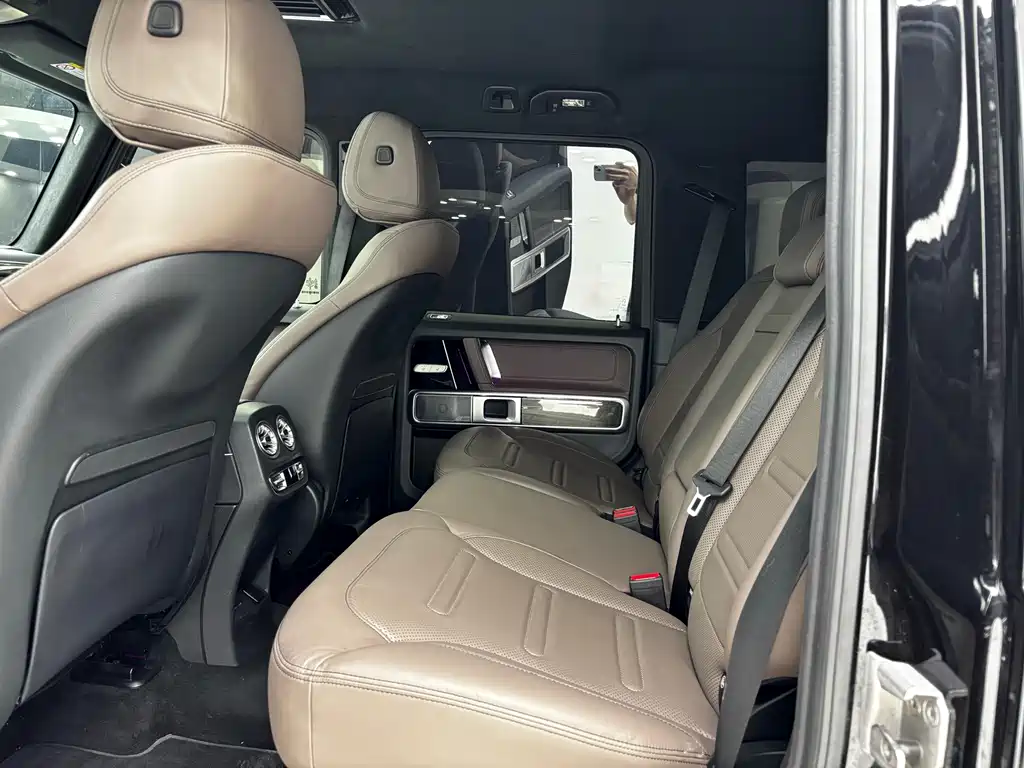 Mercedes-Benz G-Class 2025 — фото 24