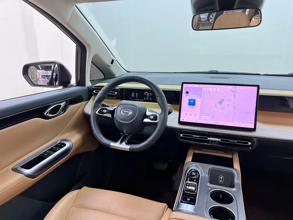 GAC Motor E8 PHEV 2023 — фото 23