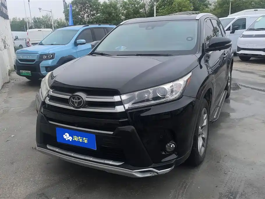Toyota Highlander 2018 — фото 2