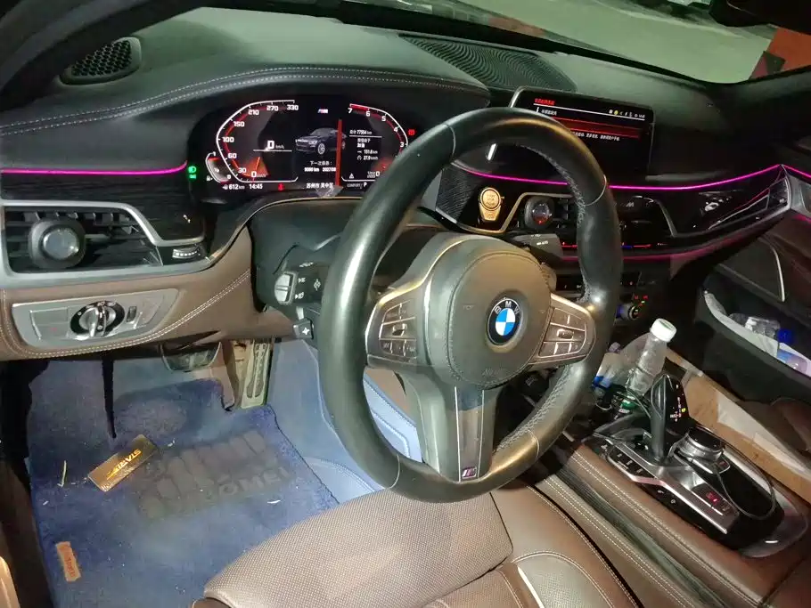 BMW 7 Series 2021 — фото 12