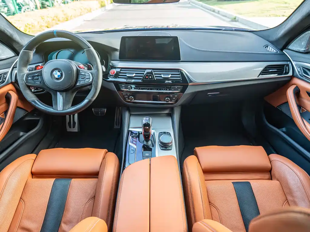 BMW M5 2019 — фото 8