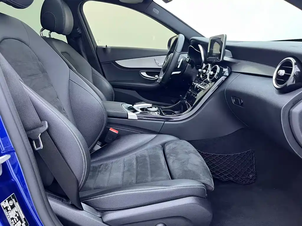 Mercedes-Benz C-Class 2017 — фото 12