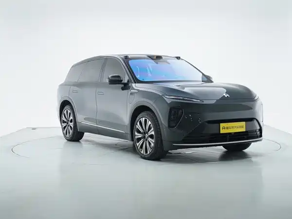NIO ES8 2024