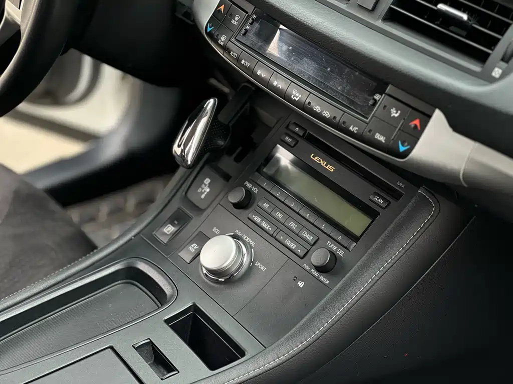 Lexus CT 2013