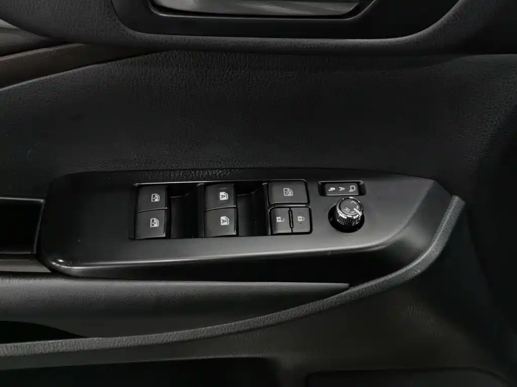 Toyota Highlander 2018 — фото 9