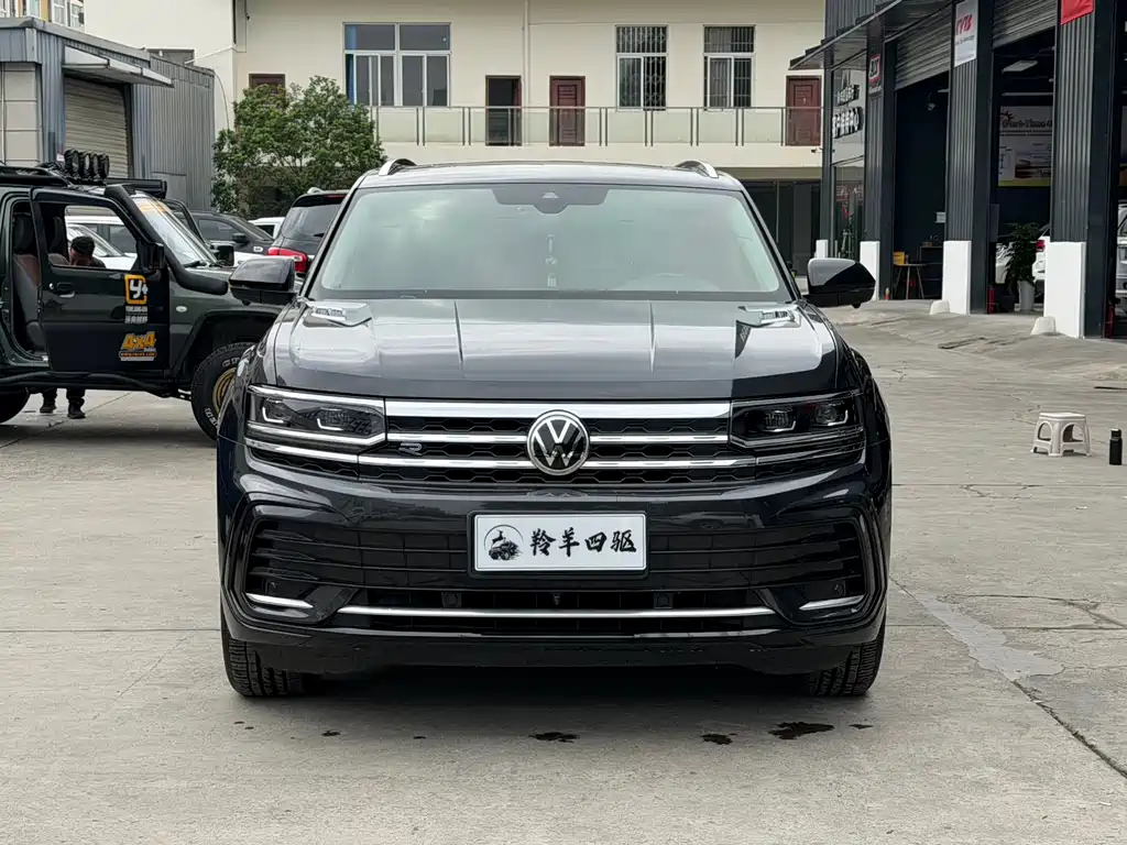 Volkswagen Tiguan X 2022 — фото 2