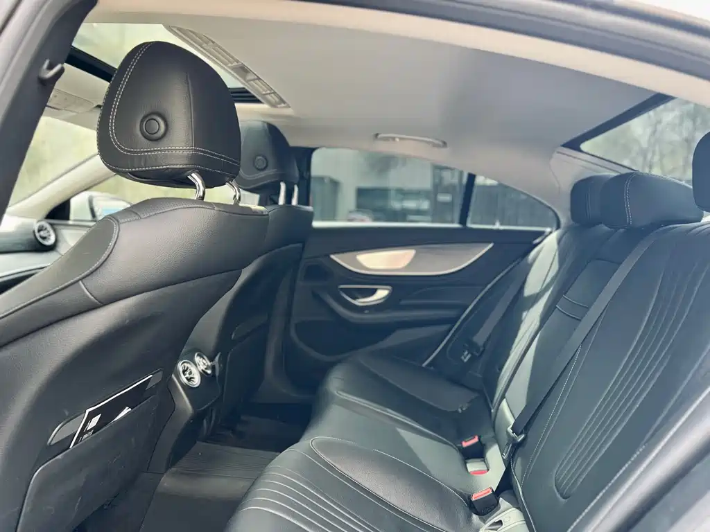 Mercedes-Benz CLS 2019 — фото 11