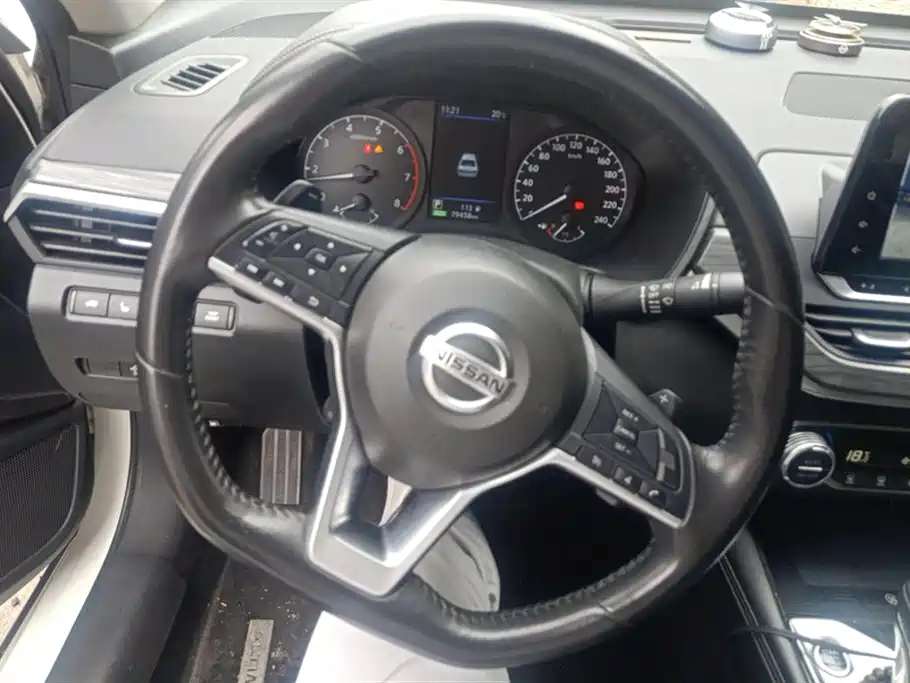 Nissan Teana 2022 — фото 15