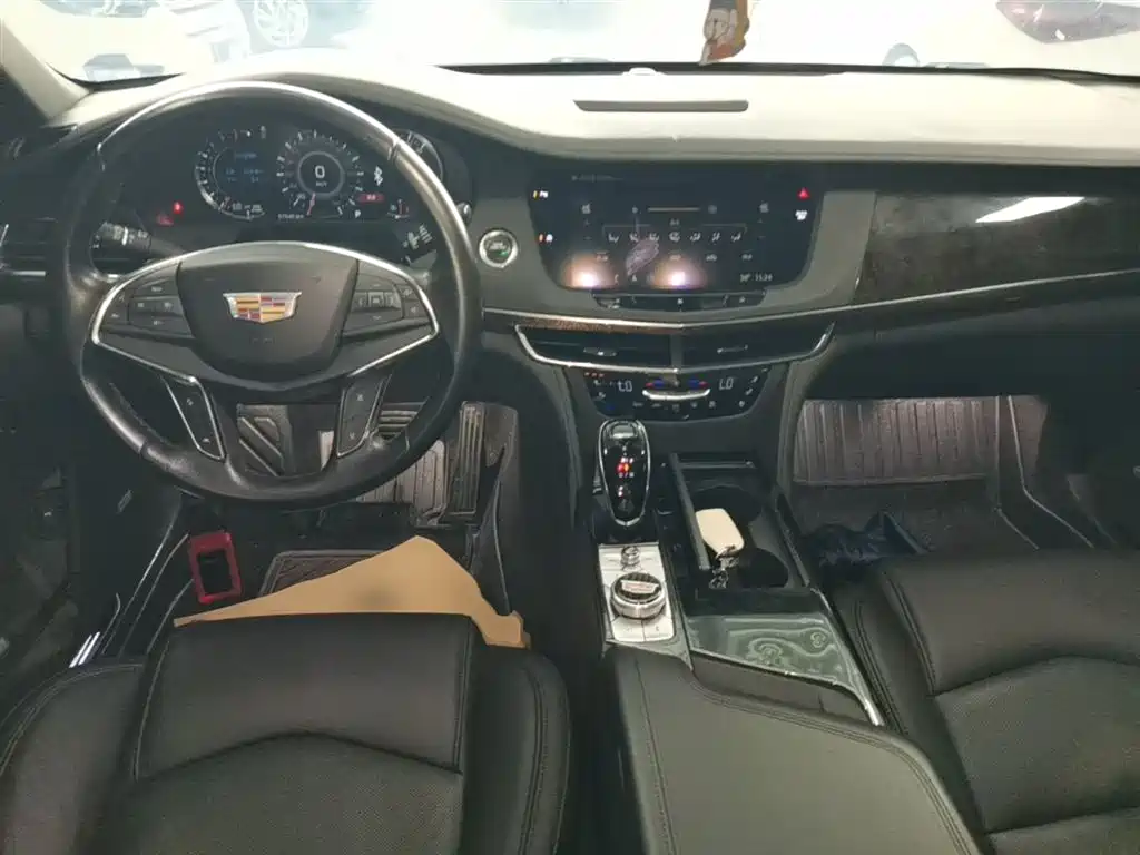 Cadillac CT6 2021 — фото 10