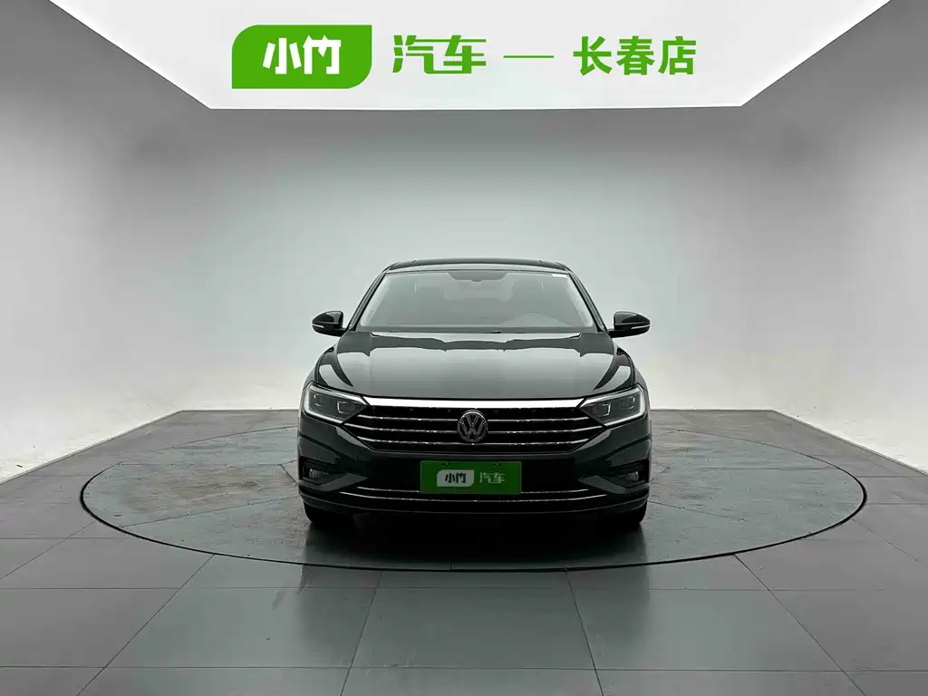 Volkswagen Sagitar 2022