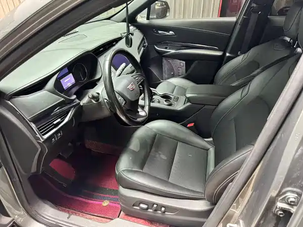 Cadillac XT4 2018