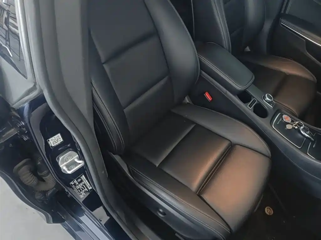 Mercedes-Benz CLA 2018 — фото 25