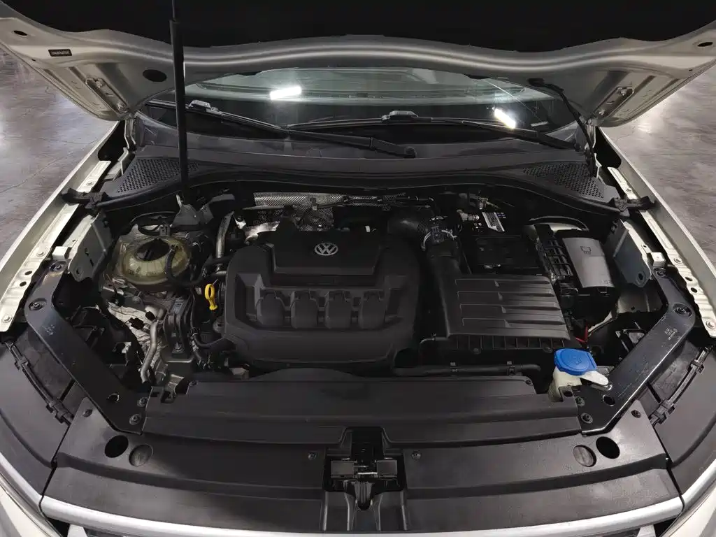 Volkswagen Tiguan L 2020
